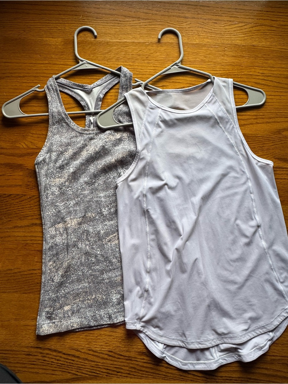 Lululemon tank top bundle